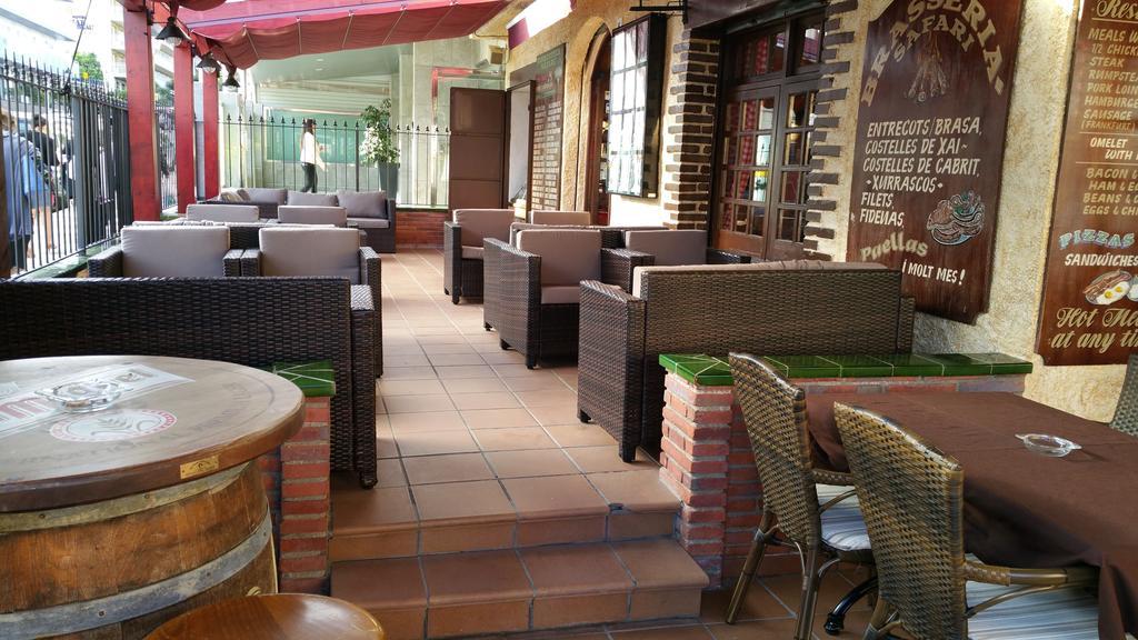 Aparthotel Safari Calella Luaran gambar